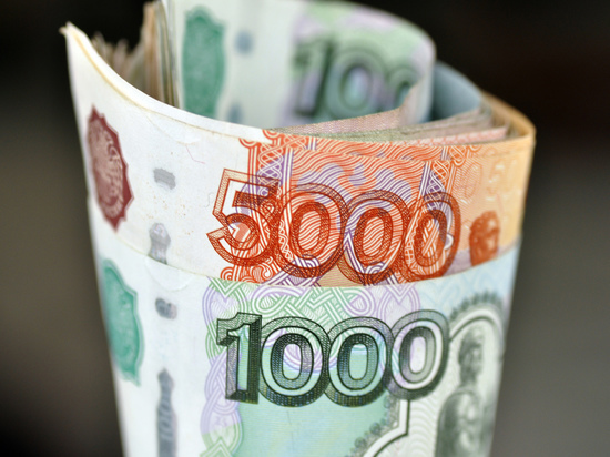 Горожане, участвующие в программе профессионального обучения, станут получать 12 130 рублей