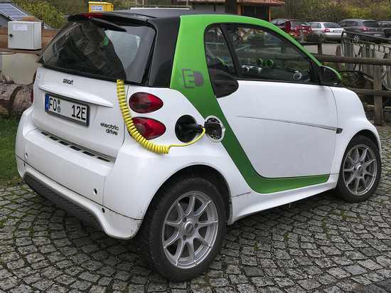 В Германии около 24 000 зарядных станций для электромобилей