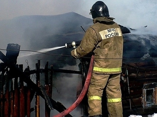 В Иванове в очередной раз сгорели большая баня и гараж