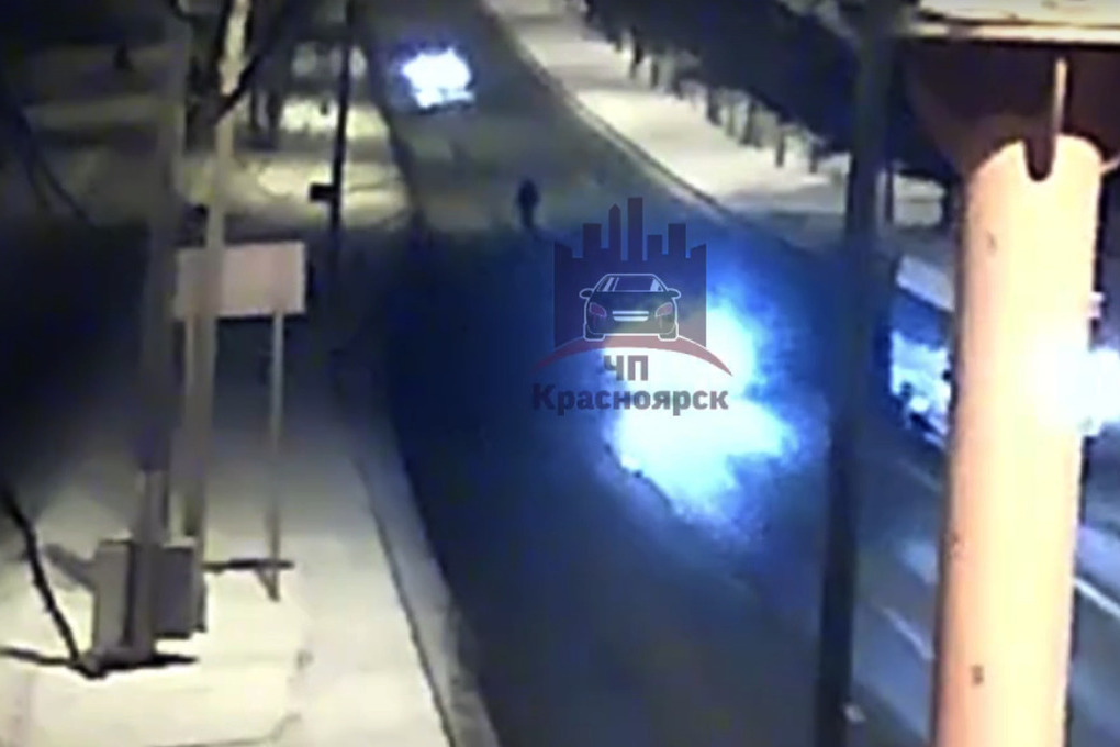 Полиция солнечный красноярск. Задержана подозреваемая в угоне автомобиля. Полиция фото. Начальник оп 13 му мвд россии красноярское маслов. Авария в красноярске вчера в микрорайоне солнечный.