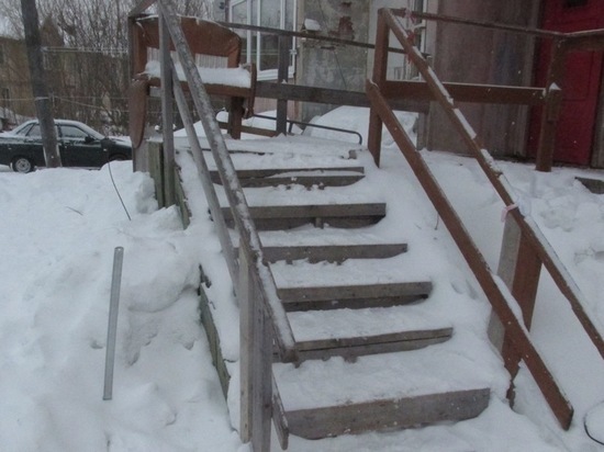 В Салехарде власти проверили качество уборки снега
