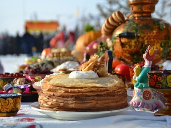 Масленицу в Салехарде отметят блинной эстафетой и сожжением чучела