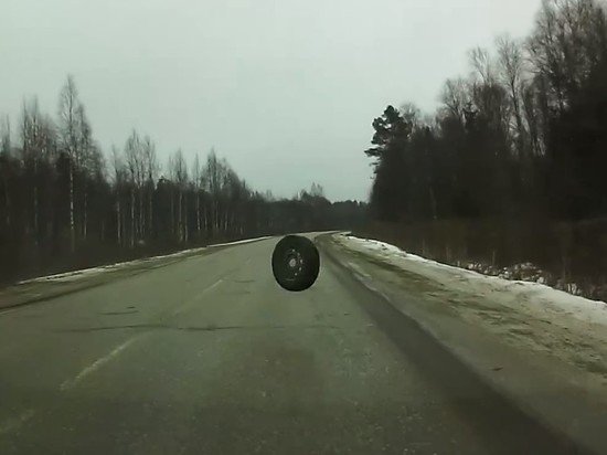 У Газели на ходу отвалилось колесо в Тверской области