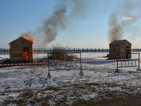 Добровольцы потушили условный пожар под Читой