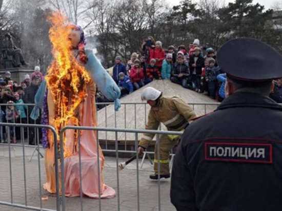 В Костроме на масляничных гуляниях безопасность будут обеспечивать 300 полицейских