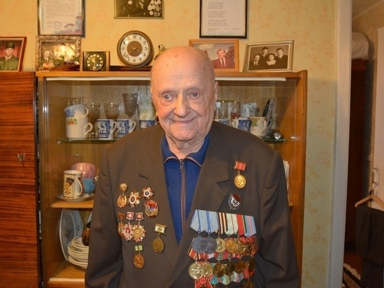 Прожить вместе 75 лет и умереть с разницей в 4 часа: в Иванове скончались 104-летний ветеран и его супруга 92 лет