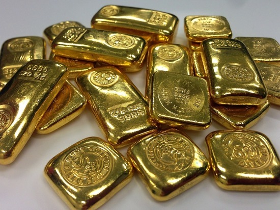 Восемь слитков золота пыталась провезти читинка через границу в Китай