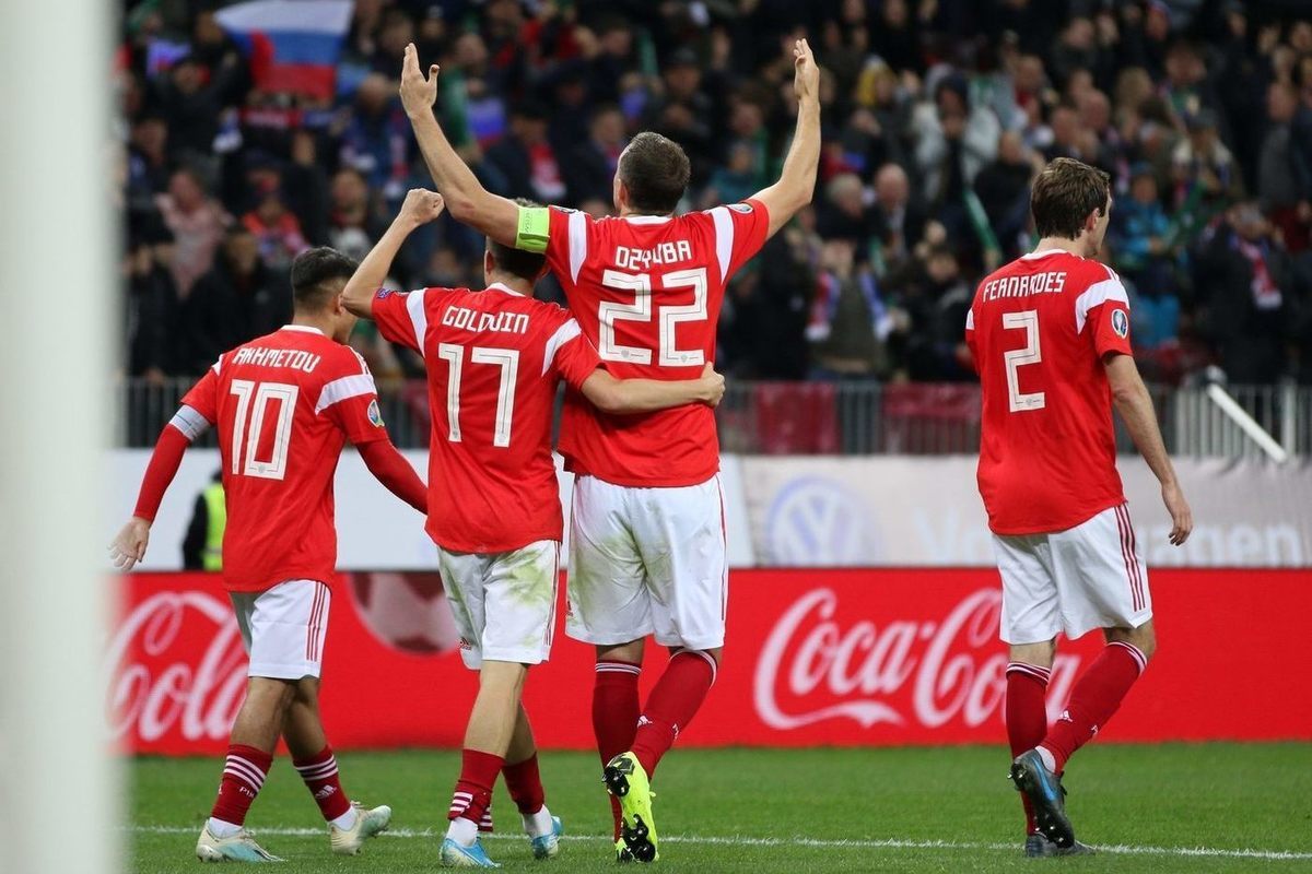Россия попала в сложную группу в обновленном турнире УЕФА.
