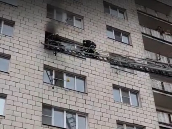 Окурок, матрас, пожар — безалаберность едва не стоила костромичу жизни