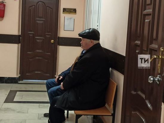 Устав от скандалов с пьющим и безработным внуком своей сожительницы, 71-летний казанец выстрелил ему в голову.