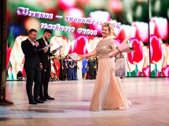 В Ставрополе назвали трех победительниц конкурса «Женщина года»