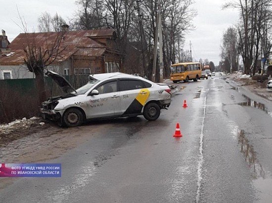 В Ивановской области произошла очередная авария с участием таксиста: в это раз никто не пострадал