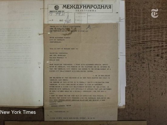 Берни Сандерса винят в том, что он переписывался с ярославцами