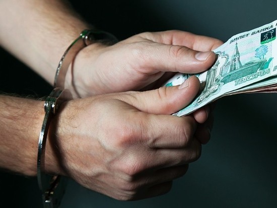 В Калмыкии взятку судебному приставу пресекли сотрудники УФСБ