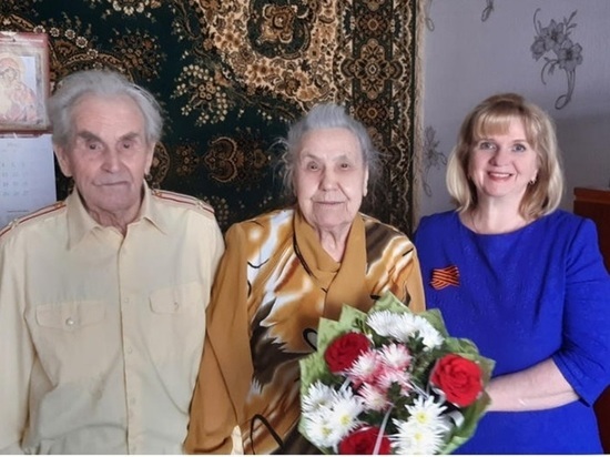 Владимир Путин поздравил труженицу тыла с юбилеем