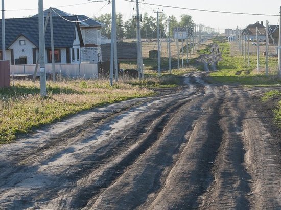 В 2020 году сделают подъездные дороги к нескольким сельхозпредприятиям