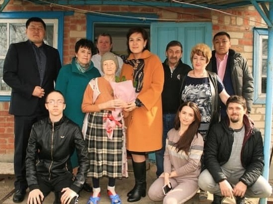 Бабушка из калмыцкого Городовиковска отметила юбилей