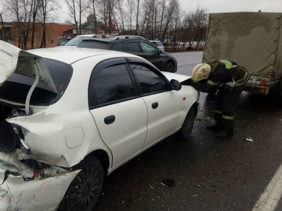На трассе в Калужской области произошла массовая авария