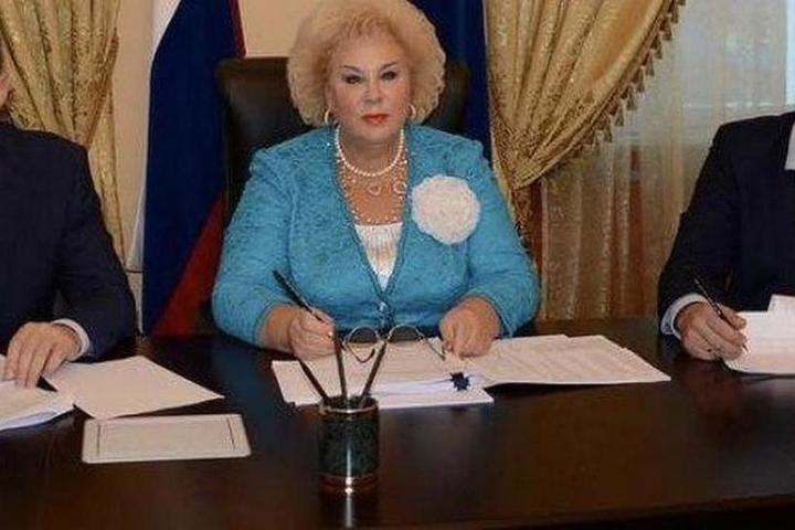 Свинцова л. Свинцова л. Депутат со странной прической. Свинцова л. Свинцова л.