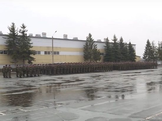 Костромские десантники отбыли в Москву — готовиться к параду 9 мая