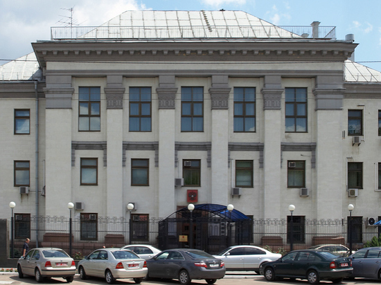 Эксперт: «Мы далеки от того, чтобы расширять свое дипломатическое присутствие в Киеве»