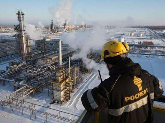 Нефть: Россия играет стратегически