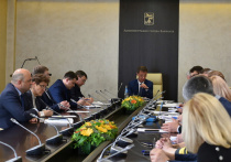 12 марта глава города Вячеслав Франк провел рабочую встречу, связанную с окончанием строительства многострадального дома
