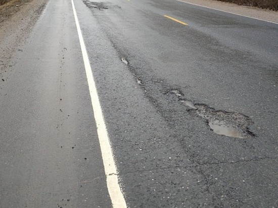 Дыры за миллиард: дорога в Ивановской области, на ремонт которой потратили почти миллиард рублей уже разрушается