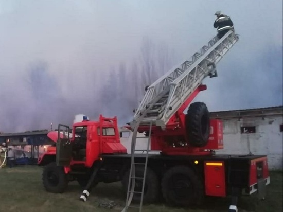 В Краснодарском крае сгорел корпус птицефабрики «Лабинск»