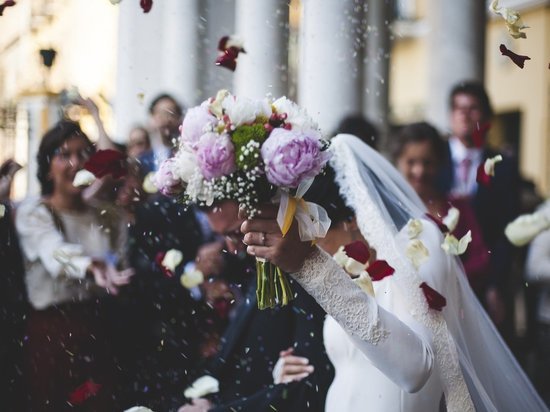 Коронавирус в Германии: Гостей свадебного торжества отправили по домам