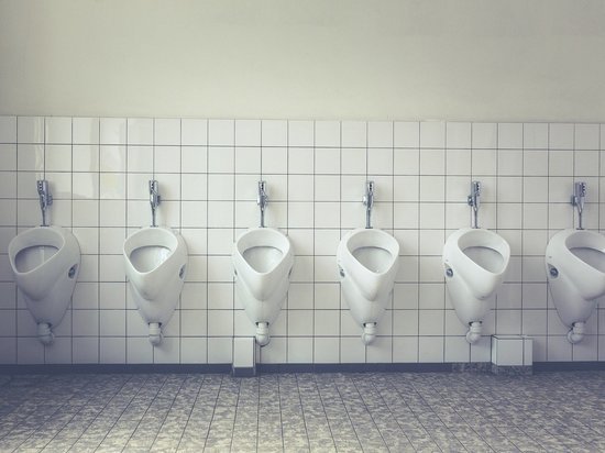 В краснодарских парках и скверах заработают общественные туалеты