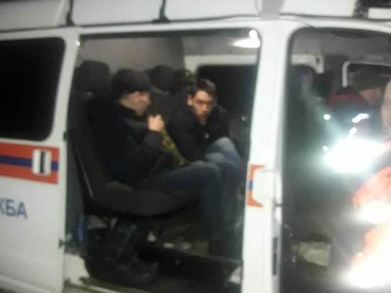 Хабаровские спасатели вывели из леса двух заблудившихся мужчин