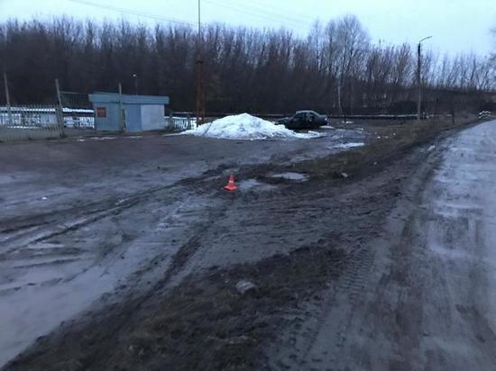В Вятских Полянах пьяный водитель опрокинул "Приору"