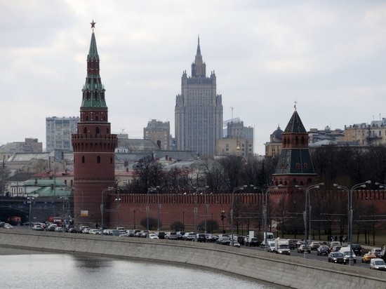 Россия прекращает выдачу виз иностранцам с 18 марта