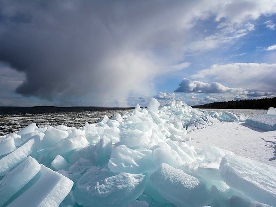 На что способны ледовые поля, которые петрозаводчане наблюдают каждую зиму