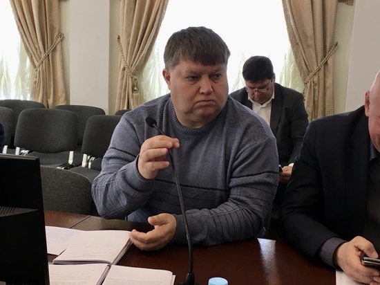 Саратовский депутат сравнил проект "Укек" с немецко-фашистской организацией