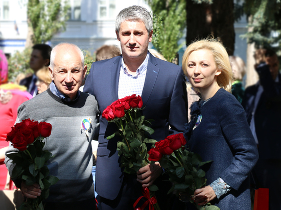 Зампред Госдумы поздравила с 76-летием известного спортсмена и тренера Василия Скакуна