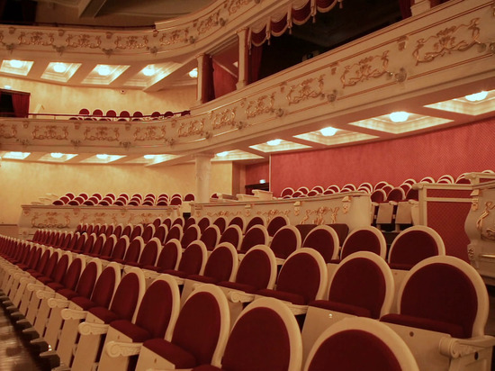 В Серпуховском театре отменили спектакли из-за коронавируса