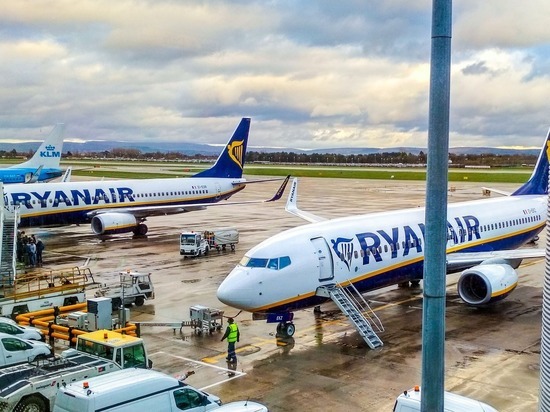 Ryanair отменяет почти все рейсы, в том числе в Германию