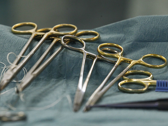 Московские хирурги избавили малыша от новообразования во время сложнейшей операции