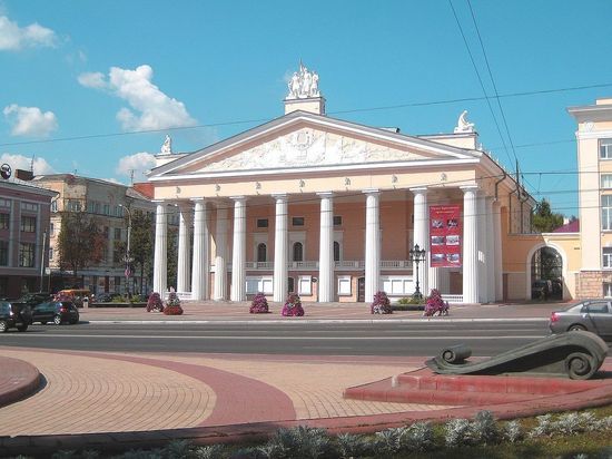 Брянский драмтеатр покажет своим зрителям видеозаписи спектаклей