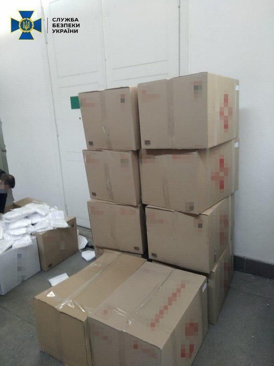 Из Украины попытались вывезти 80 тыс. медицинских масок