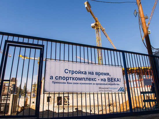 Артамонов просит увеличить число строителей дворца спорта в Калуге
