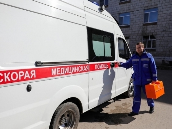 Перевернулся рейсовый автобус Москва-Волгоград, погибли 2 человека