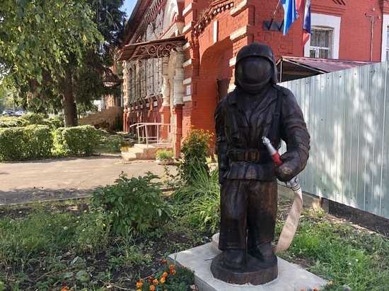Кленовые, дубовые и липовые персонажи украсят парк в Плавске