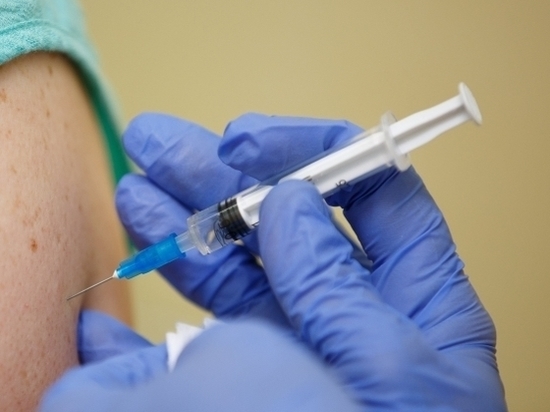 Эксперты ВОЗ раскрыли, как прививка от гриппа влияет на коронавирус