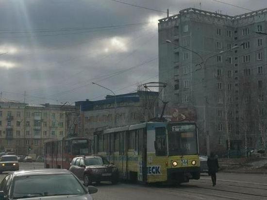 ДТП в центре Новокузнецка может повлиять на работу общественного транспорта