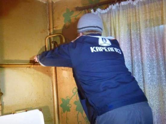 Жители Карелии не должны пускать в дом газовщиков без масок
