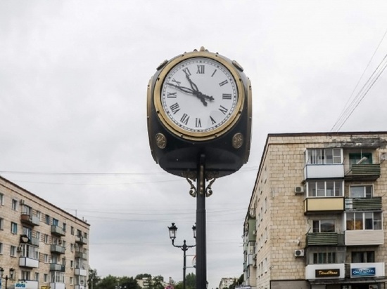 Число волгоградцев, желающих вернуть московское время, растет
