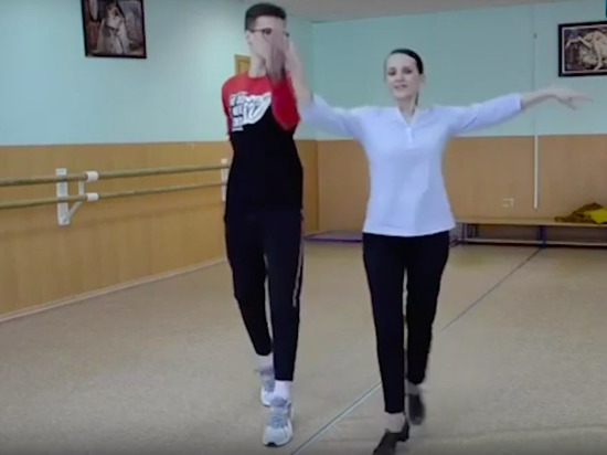 Ямальские хореографы записали видео для подготовки к балу Победы